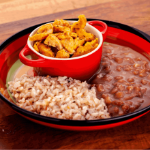 Iscas de Frango com Arroz e Feijão carioca - 300g